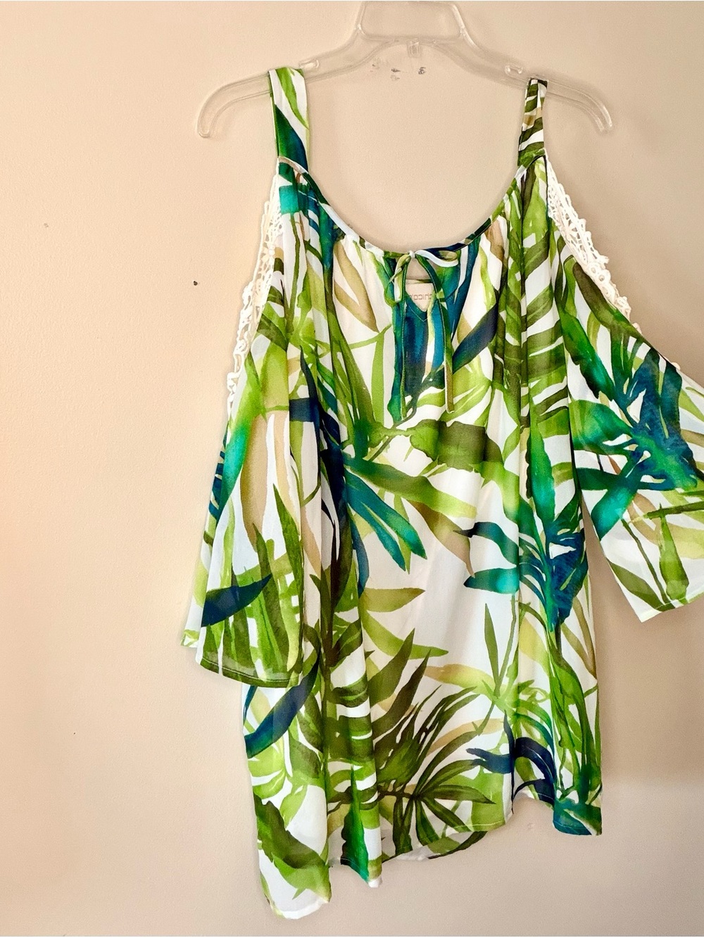 Chico's White Blouse with Green & Blue Leaf Print size 3